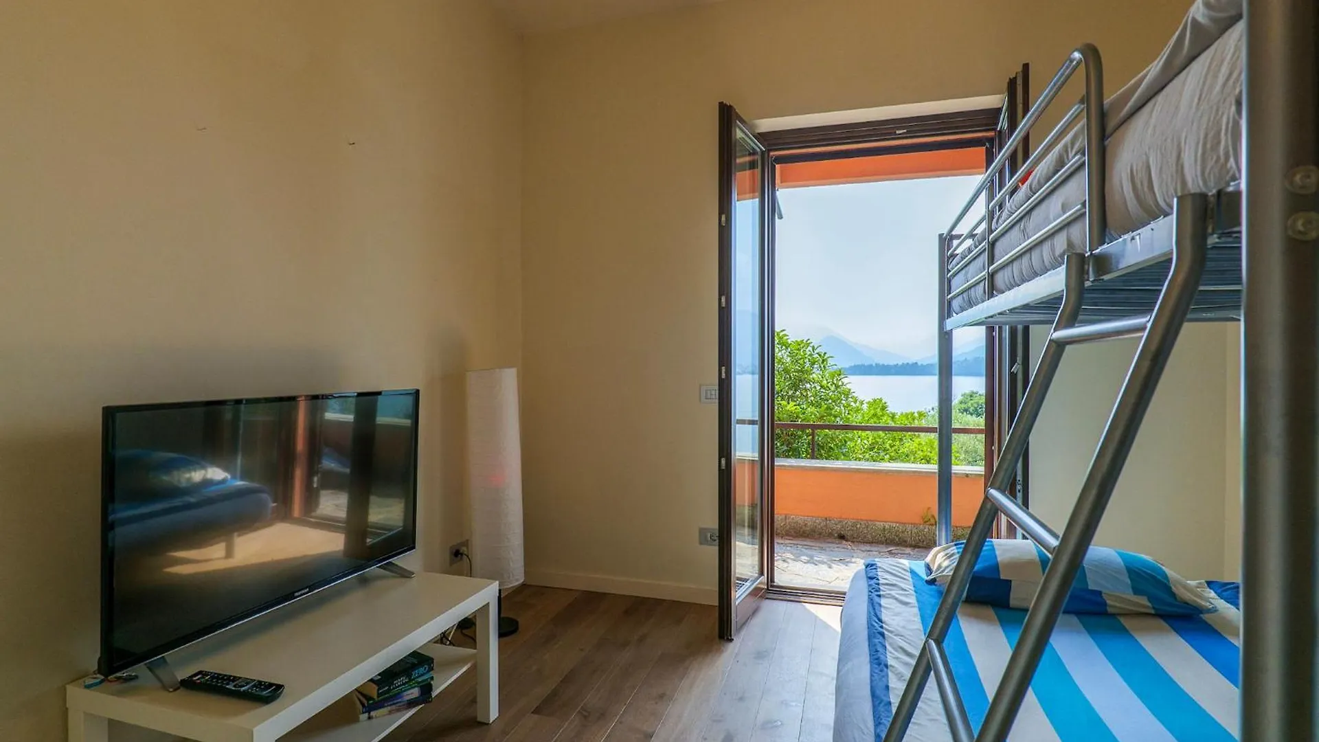 Casa Bella Vista Villa Laveno 0*,